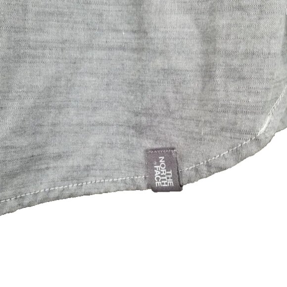 The North Face Men's Casual Button Up Grey Shirt Size XL - Picture 3 of 9
